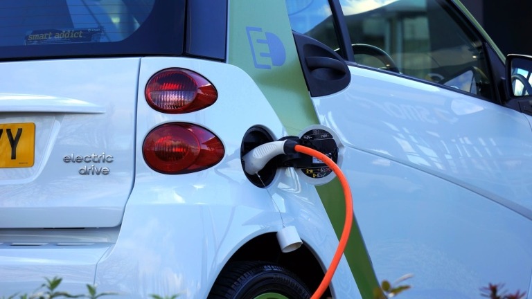 Nigeria’s EV Revolution Is Exploding: Who Will Dominate the Next Billion-Dollar Transportation Boom?